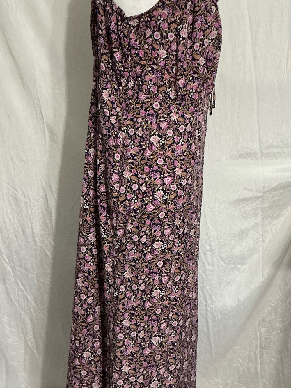 Smocked Floral Pink Maxi Dress with Stretch Waist - Picture 6 of 11